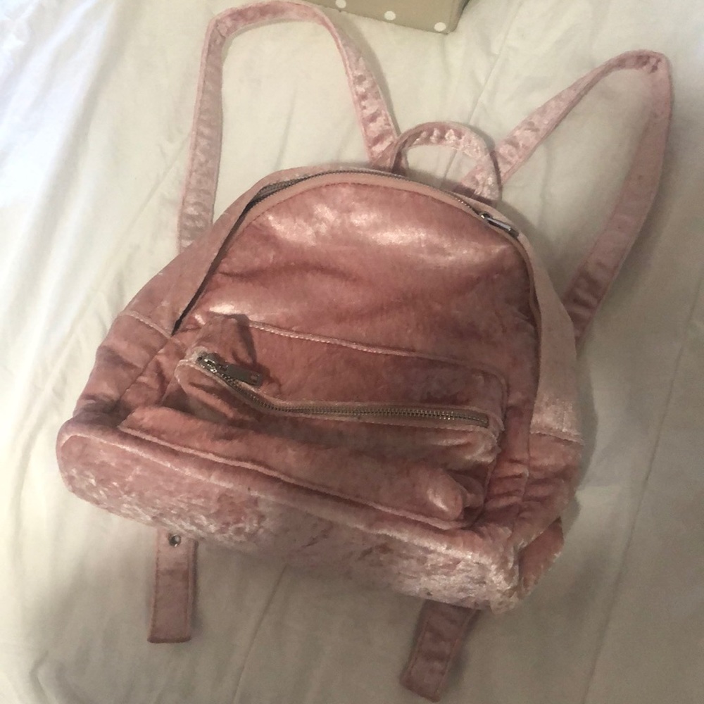 Velvet baby pink forever21 backpack